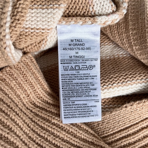 Turtleneck Sweater - Picture 7 of 8